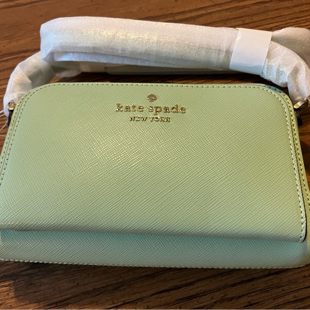 Kate Spade Green Crossbody Bag with Zip Closure